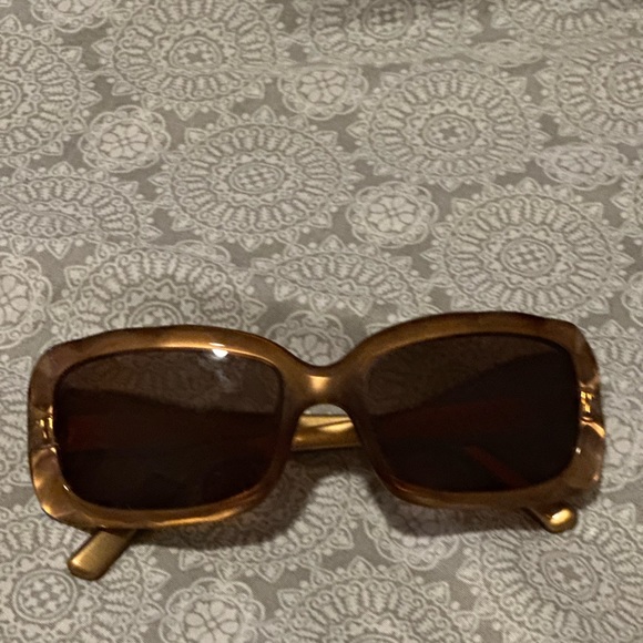 Fendi glasses with case - Picture 1 of 3